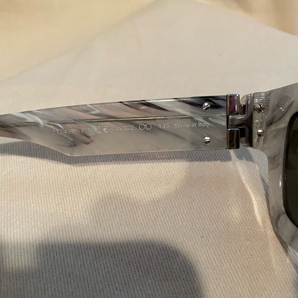 Luis Vuitton “Charleston” Mens Mirrored Sunglasses - Picture 10 of 14